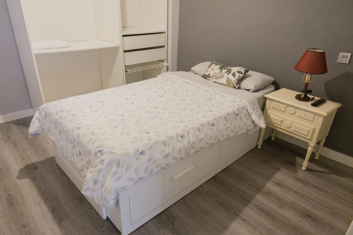 Apartamento Cerca Del Pilar Zaragoza Exteriör bild